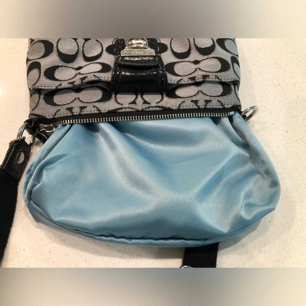 COACH POPPY CROSS HATCH SWING CROSSBODY BAG BLACK & SILVER WITH HANGTAG - Picture 9 of 13